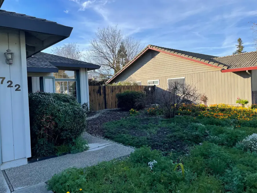 722 Ashley Ave, Woodland, CA 95695 - #3