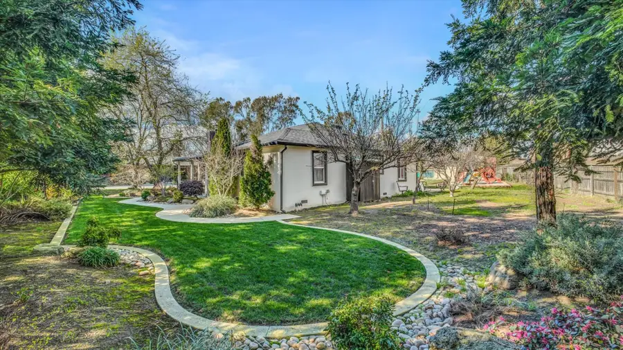 2331 E Woodson Road, Acampo, CA 95220 - #3