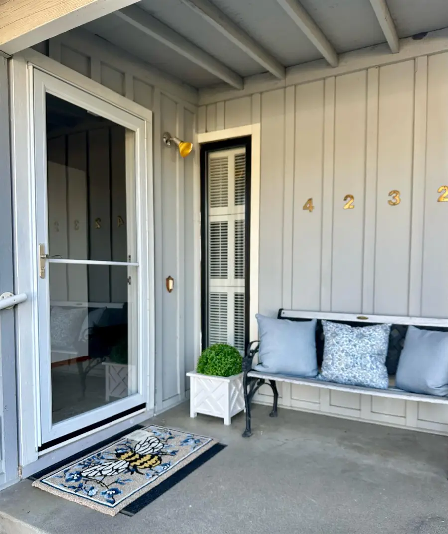 4232 De Ville Court, Sacramento, CA 95821 - #3