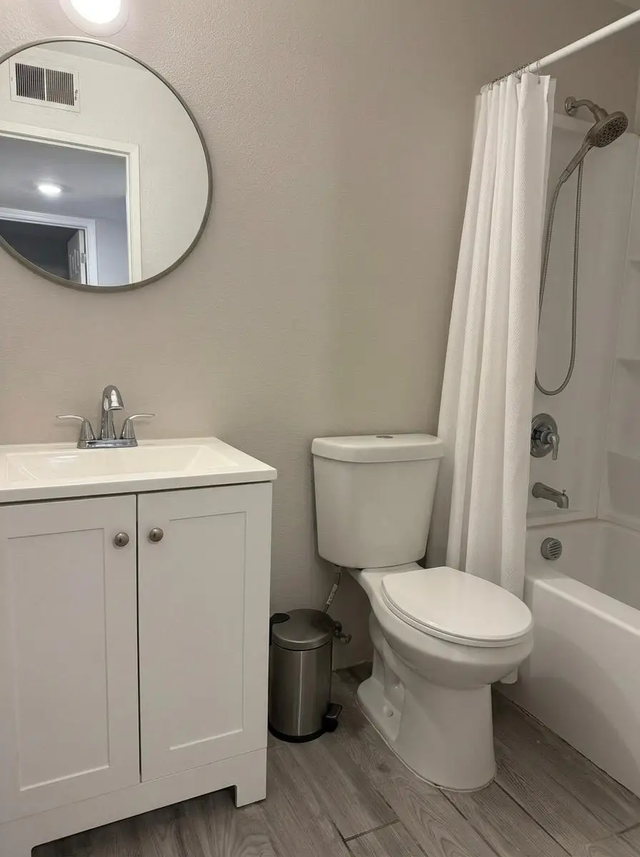 823 E Yorkshire Drive, Stockton, CA 95207 - #3