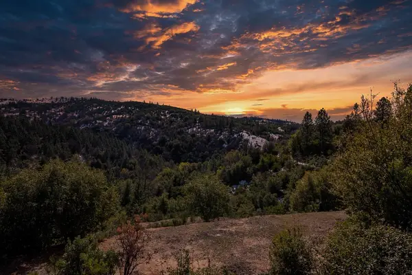 5776 Prospector, Murphys, CA 95247