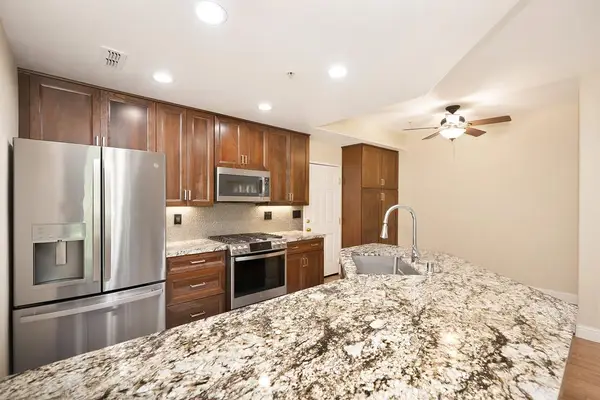 6530 Hearthstone Circle #CI611, Rocklin, CA 95677