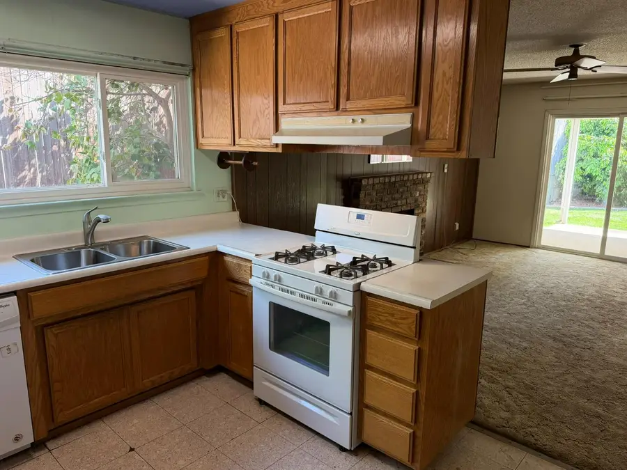 4716 Oak Ford Way, Sacramento, CA 95842 - #2