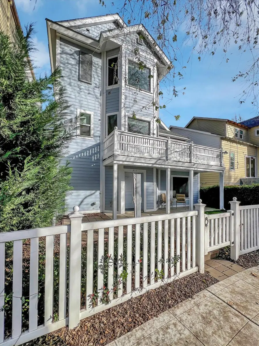 303 W Street, Sacramento, CA 95818 - #3