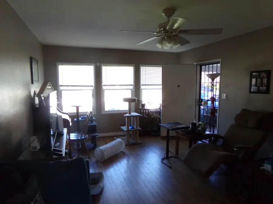 44 W Alpine Avenue, Stockton, CA 95204 - #3