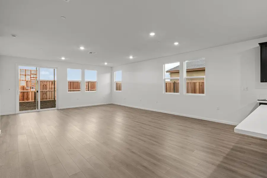 909 Zennor Place, Patterson, CA 95363 - #2