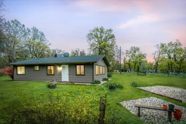 11365 Shadow Lane, Browns Valley, CA 95918