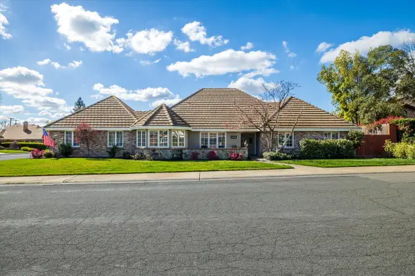 1201 Havenhill Court, Roseville, CA 95661