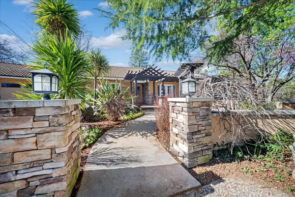 16035 Running Springs Road, Grass Valley, CA 95949