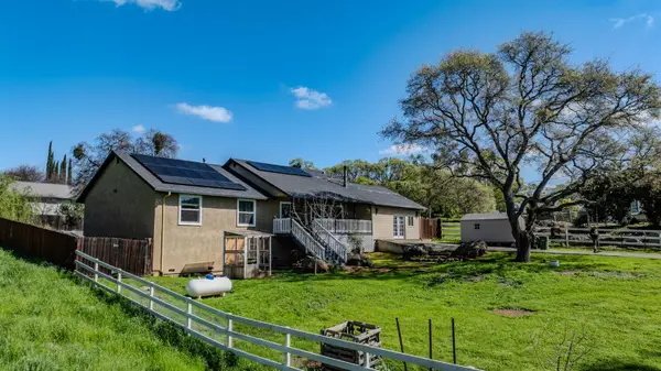 4039 Bartelink Drive, Valley Springs, CA 95252