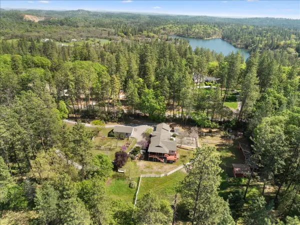 27769 Table Meadow Road, Auburn, CA 95602