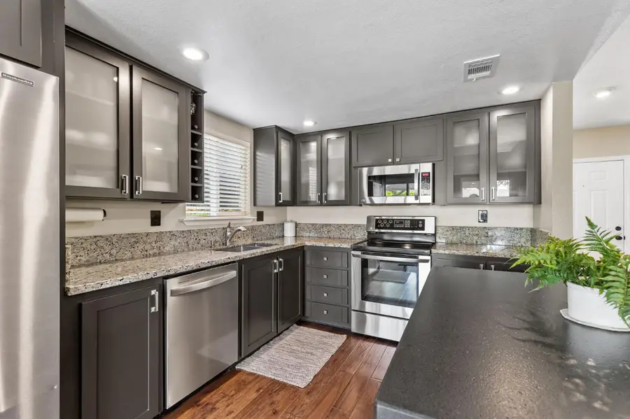 611 Treese Way, Roseville, CA 95678 - #3