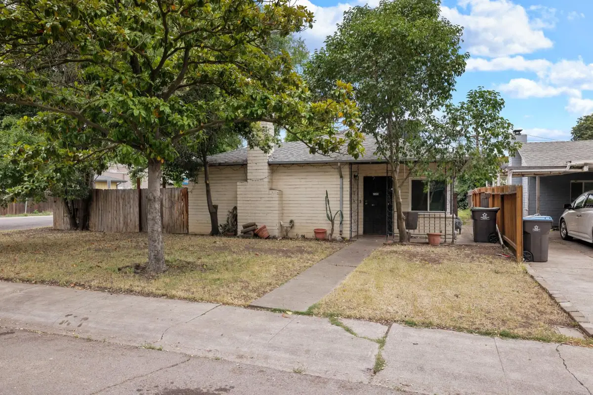 2300 Raymond Avenue, Stockton, CA 95203 - #1