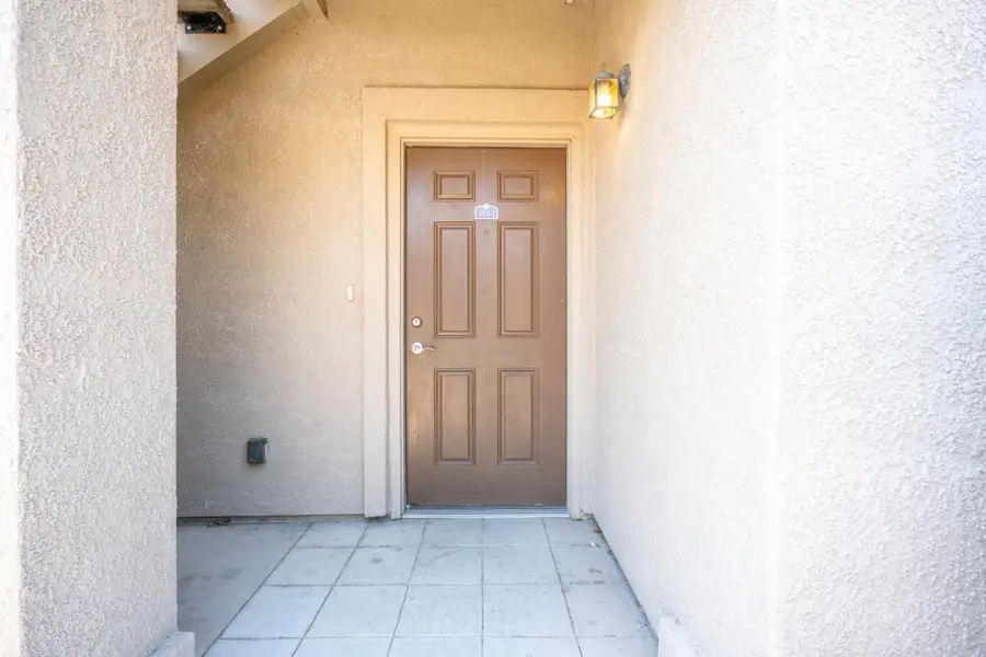 4200 E Commerce Way #1611, Sacramento, CA 95834 - #2