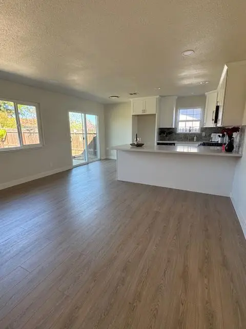 9031 Alderson Avenue, Sacramento, CA 95826 - #3