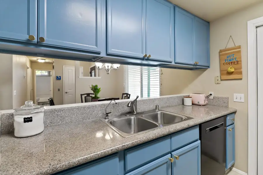 7392 Marani Way, Sacramento, CA 95831 - #2