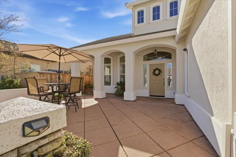 9528 Timber River Way, Elk Grove, CA 95624 - #2