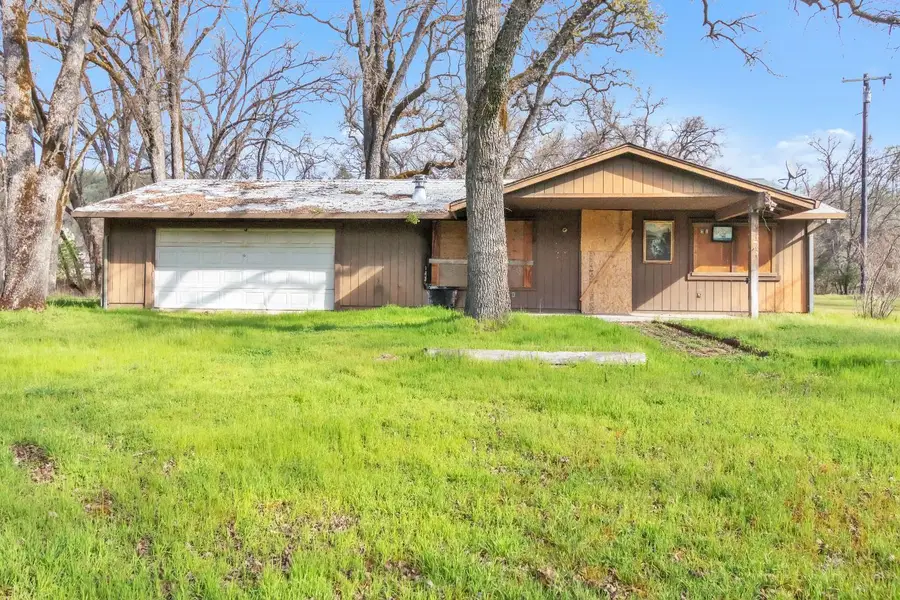 10121 Valley Drive, Rough And Ready, CA 95975 - #2