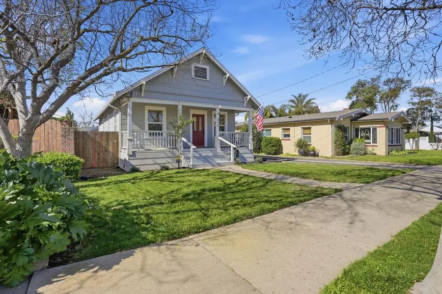514 California Avenue, Oakdale, CA 95361 - #3