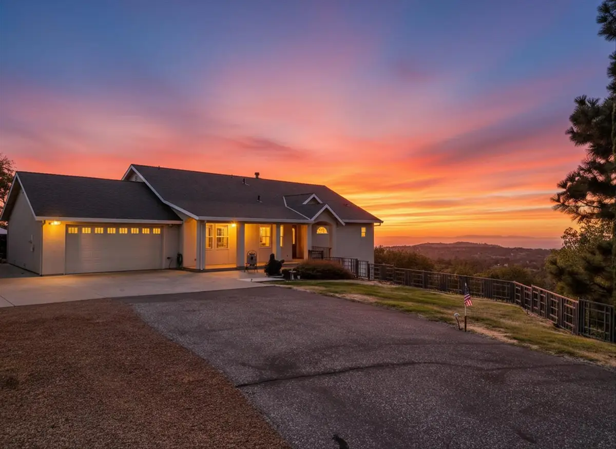 10454 Canyon Creek Lane, Penn Valley, CA 95946 - #1