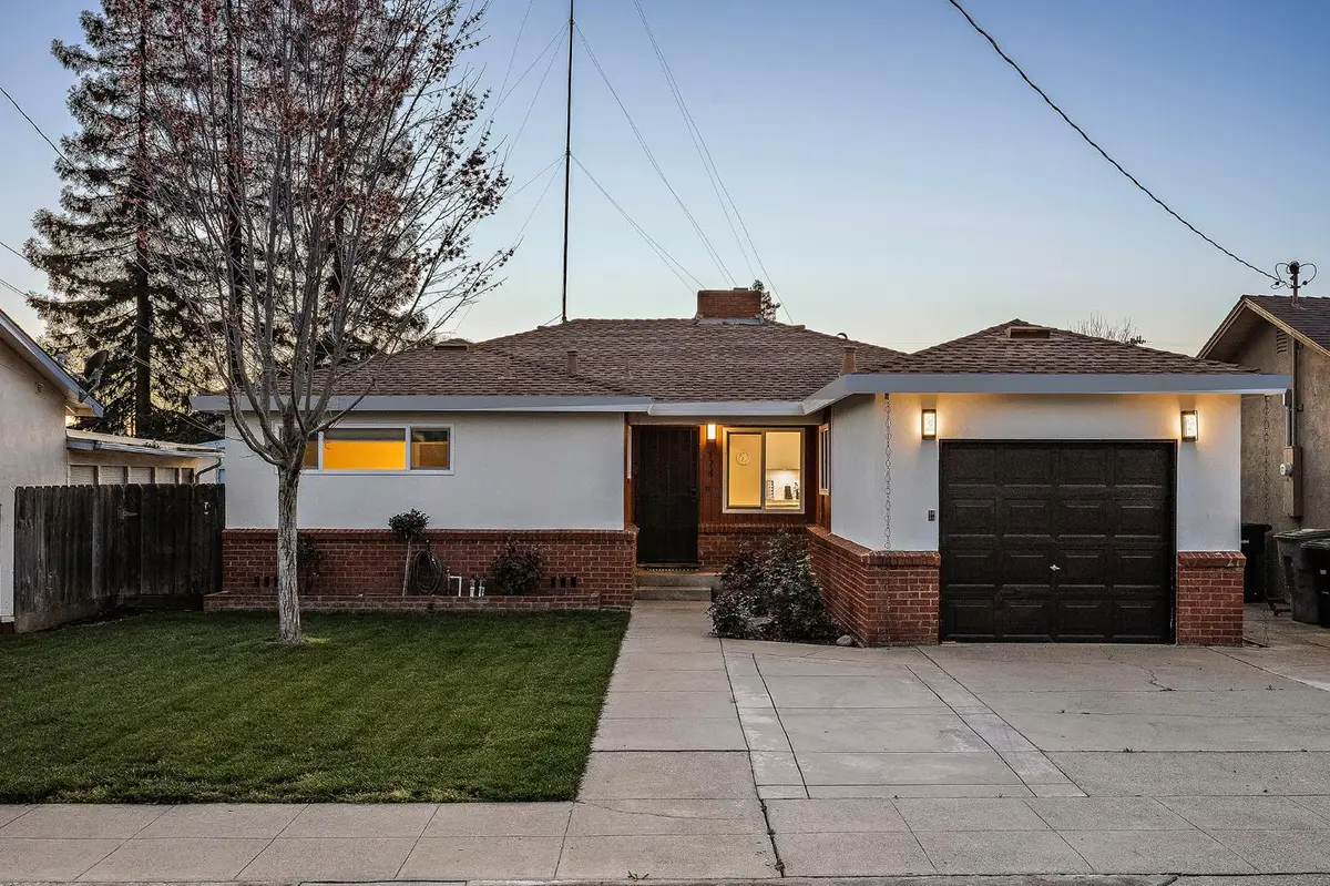 174 Warrington Avenue, Oakdale, CA 95361 - #1