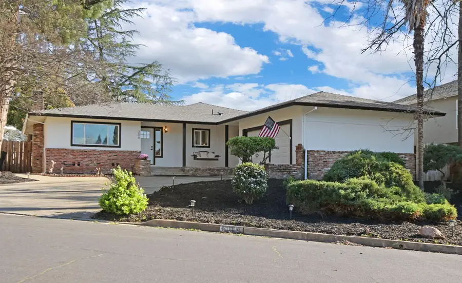 304 Alta Vista Avenue, Roseville, CA 95678 - #3