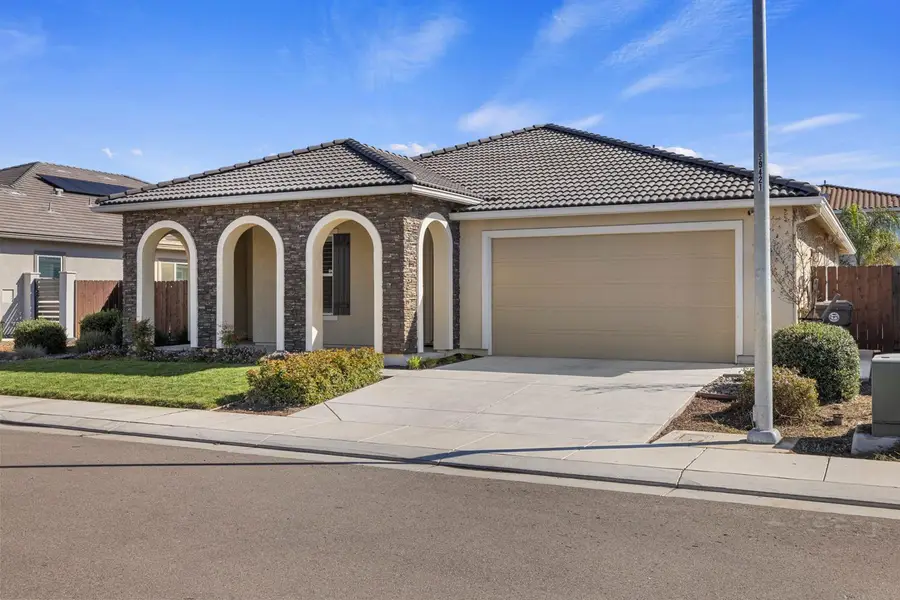 1894 Trulyn Avenue, Manteca, CA 95337 - #3