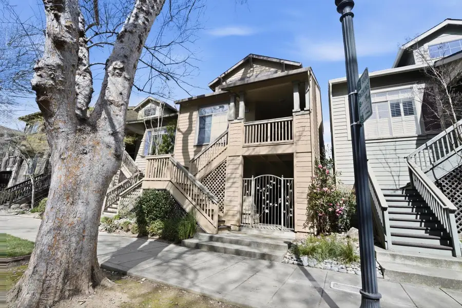 1219 Q Street, Sacramento, CA 95811 - #2