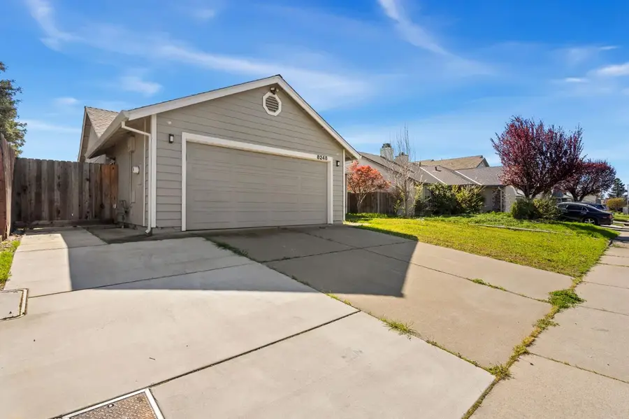 8248 Cliffe Way, Sacramento, CA 95828 - #2