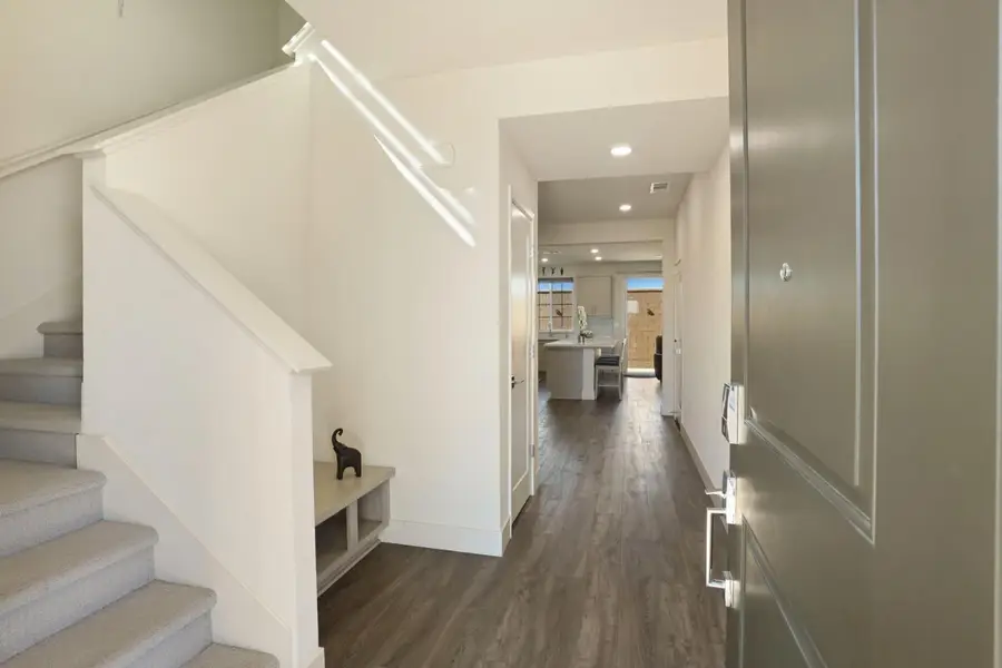 7221 Diamond Avenue, Tracy, CA 95377 - #2