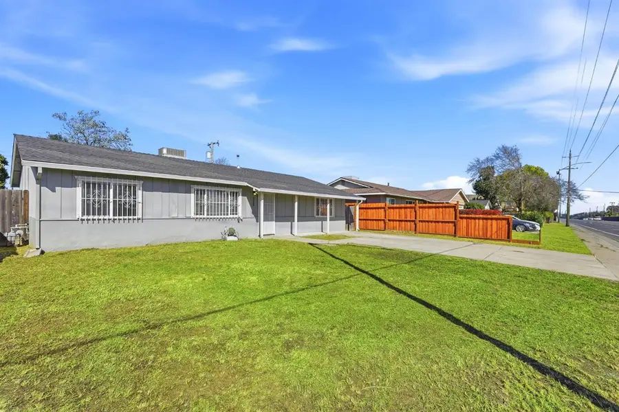 2209 Meadowview Road, Sacramento, CA 95832 - #2