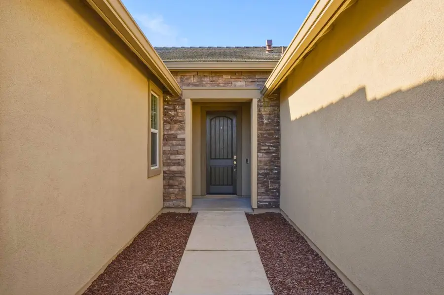 1820 Coastline Court, Plumas Lake, CA 95961 - #3