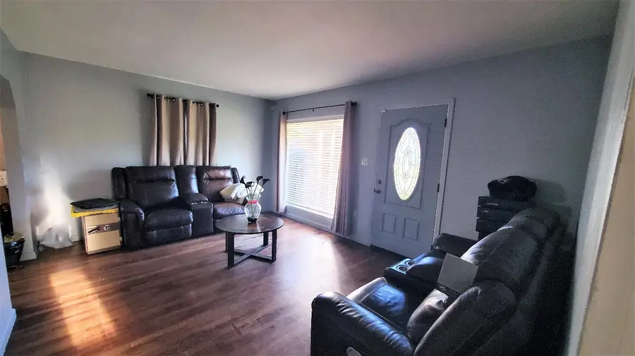 2027 W Acacia Street, Stockton, CA 95203 - #3