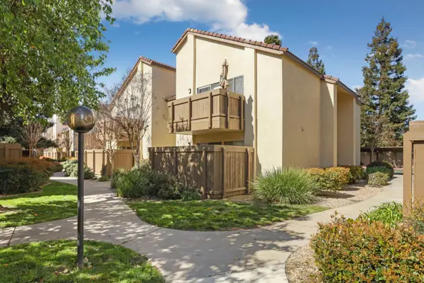 3701 Colonial Drive, Modesto, CA 95356