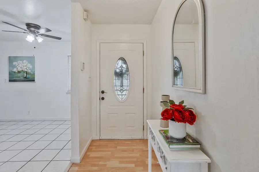 6629 Doreen Way, Sacramento, CA 95823 - #3