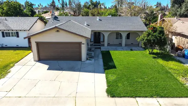 2140 Rochelle Avenue, Turlock, CA 95382