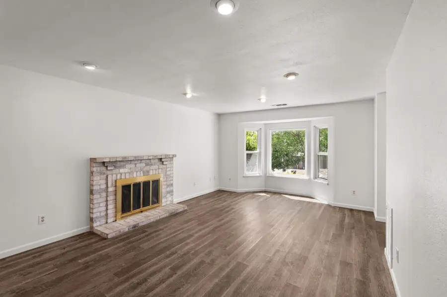 100 May Court, Folsom, CA 95630 - #3
