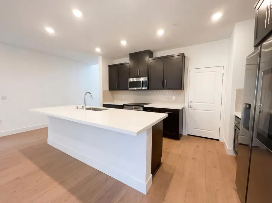 441 N Paso Robles Drive, Tracy, CA 95391 - #2