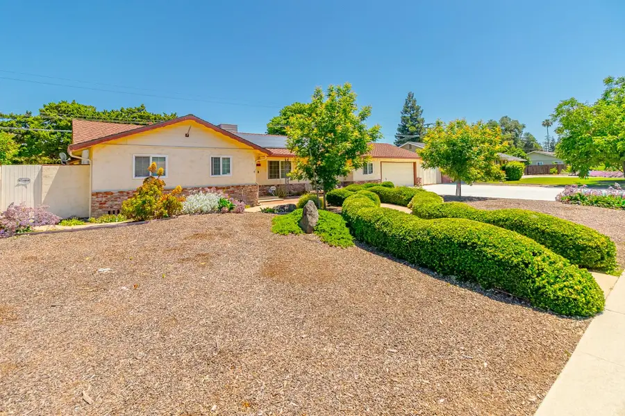 1036 Lakewood Avenue, Modesto, CA 95355 - #2