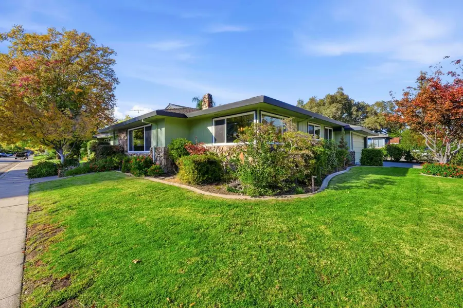 195 Baxter Avenue, Sacramento, CA 95815 - #2