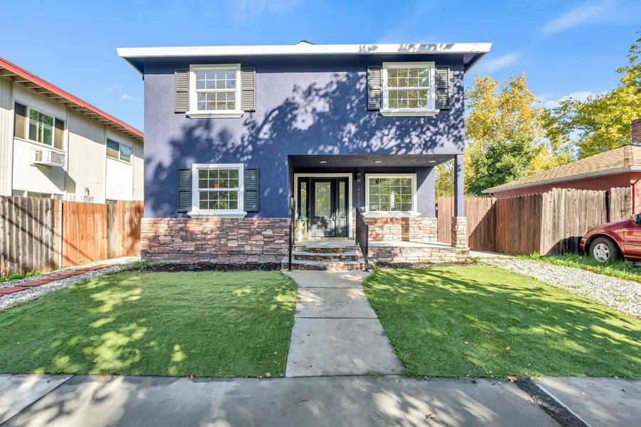 2657 2nd Avenue, Sacramento, CA 95818 - #2