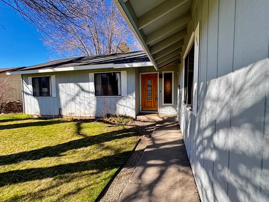 111 Patterson Avenue, Loyalton, CA 96118 - #2