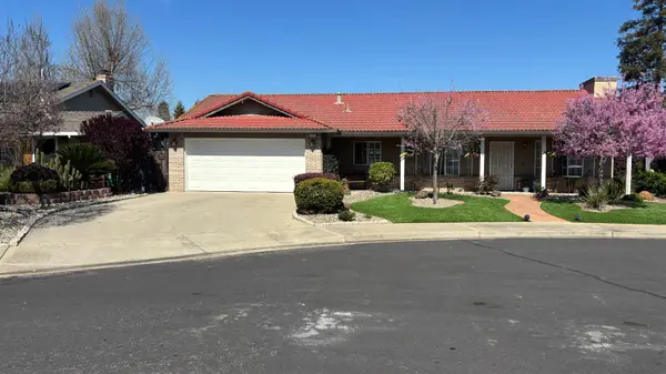2134 Navajo Court, Oakdale, CA 95361