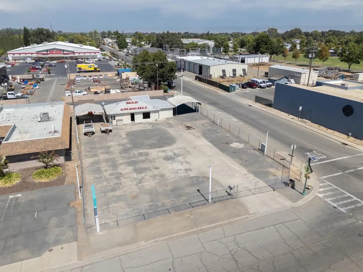 33 E Gridley Road, Gridley, CA 95948 - #1