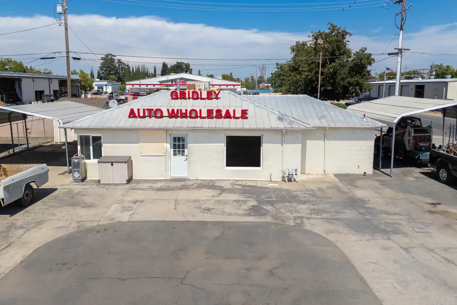 33 E Gridley Road, Gridley, CA 95948 - #2