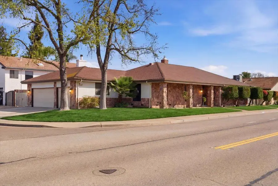 2315 W Vine Street, Lodi, CA 95242 - #2