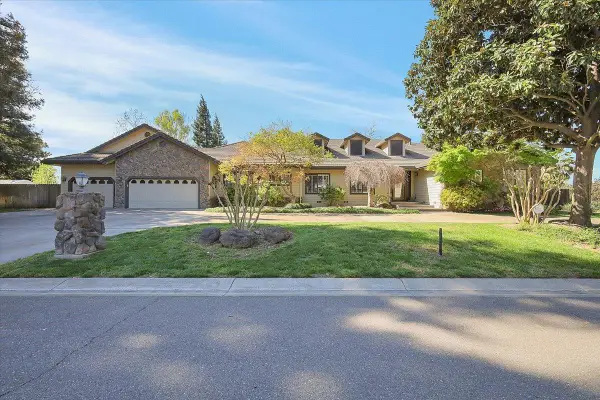 620 Lyndsey Lane, Yuba City, CA 95993