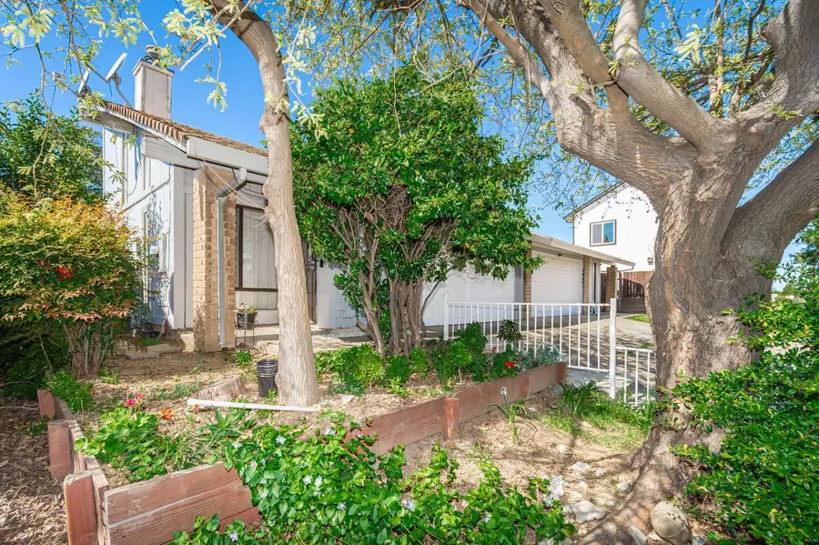 2000 Inglis Way #A, Roseville, CA 95678 - #3