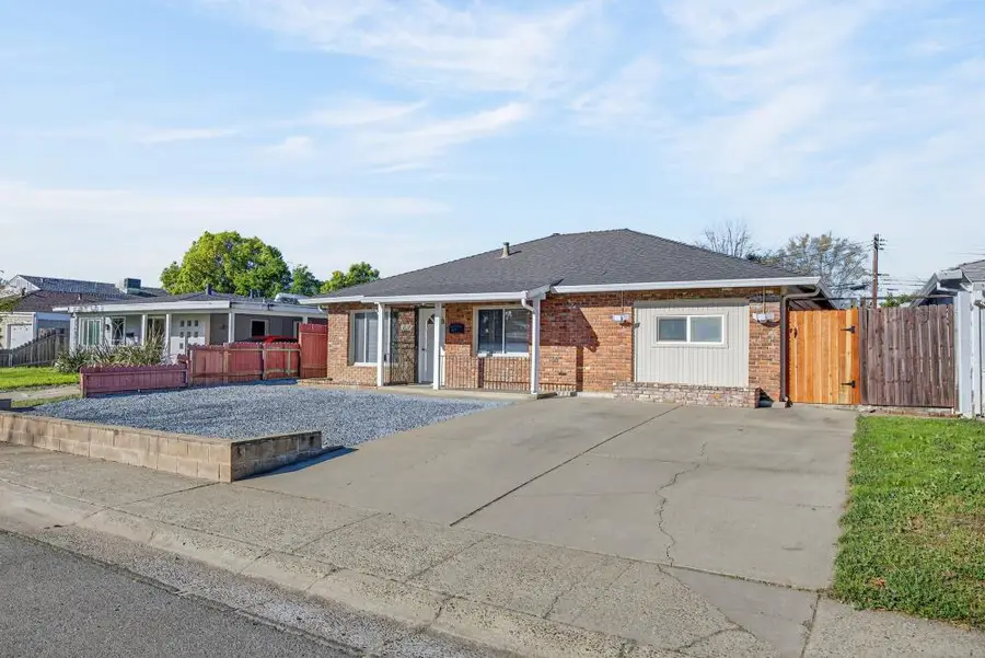 5676 James Way, Sacramento, CA 95822 - #2