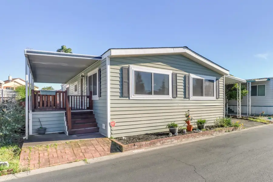 6218 Stagecoach Dr, Sacramento, CA 95842 - #2